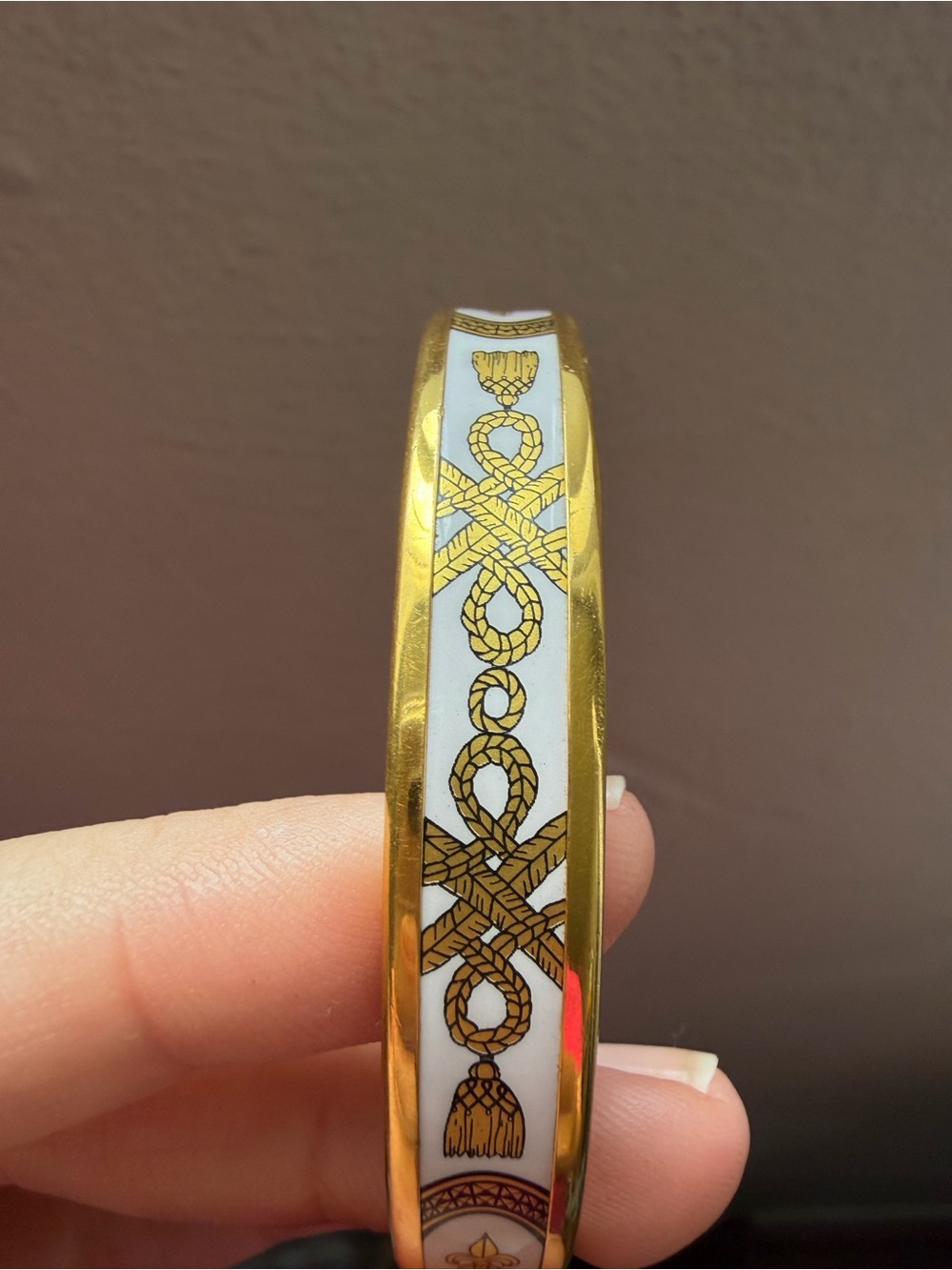 Authentic Hermes Gold and White Enamel Fleur-Pattern Bangle Bracelet - Picture 3 of 9
